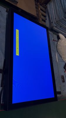 32 inç dış mekan dijital tabela IP66 su geçirmez tam optik yapıştırma tipi 3000 nit, duvara monte